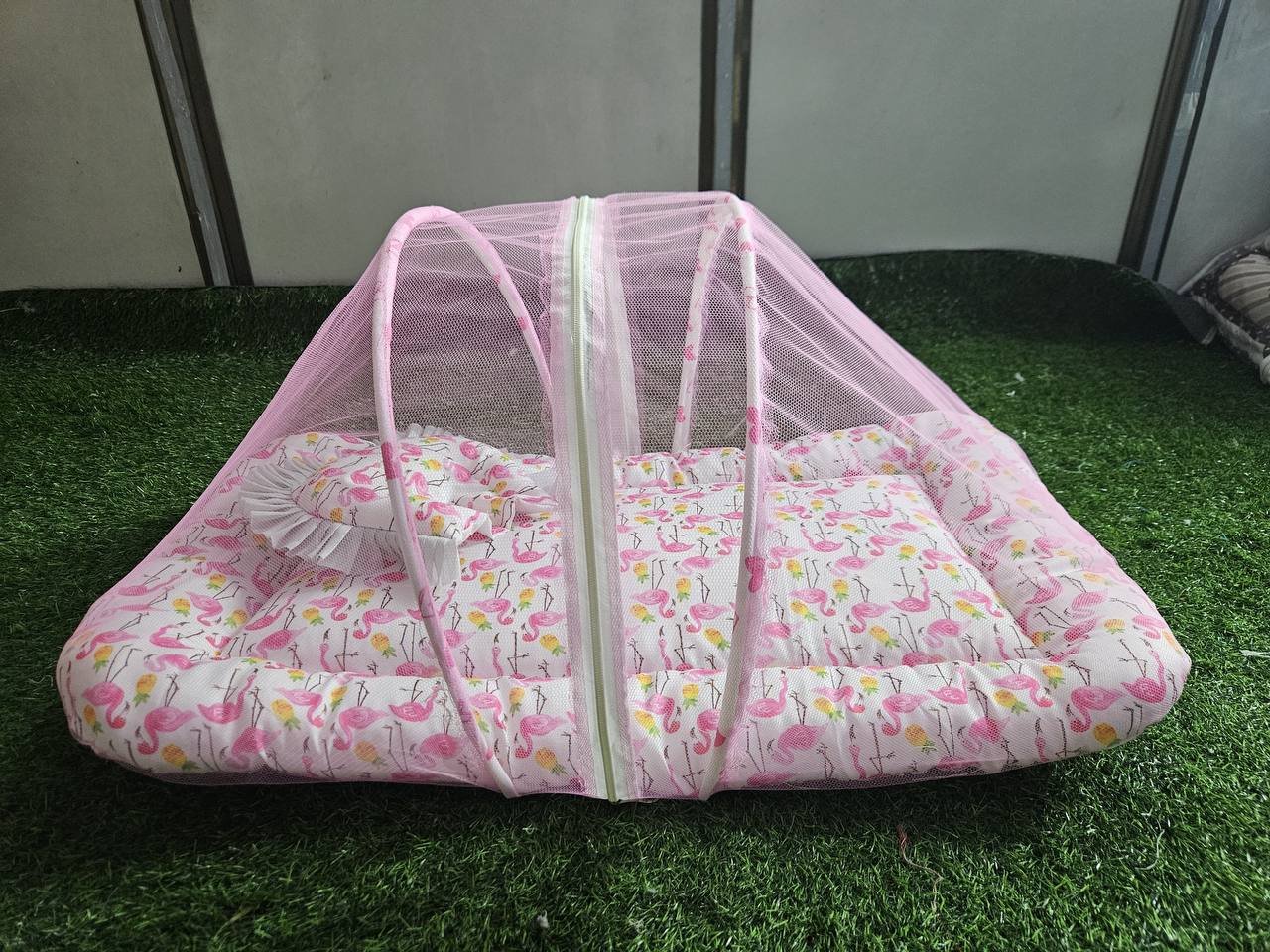 GODADI WALA Present Print Cotton Bedding Set Thick Base Foldable with Mosquito Net and Head Pillow - Zip Closure - Image 3
