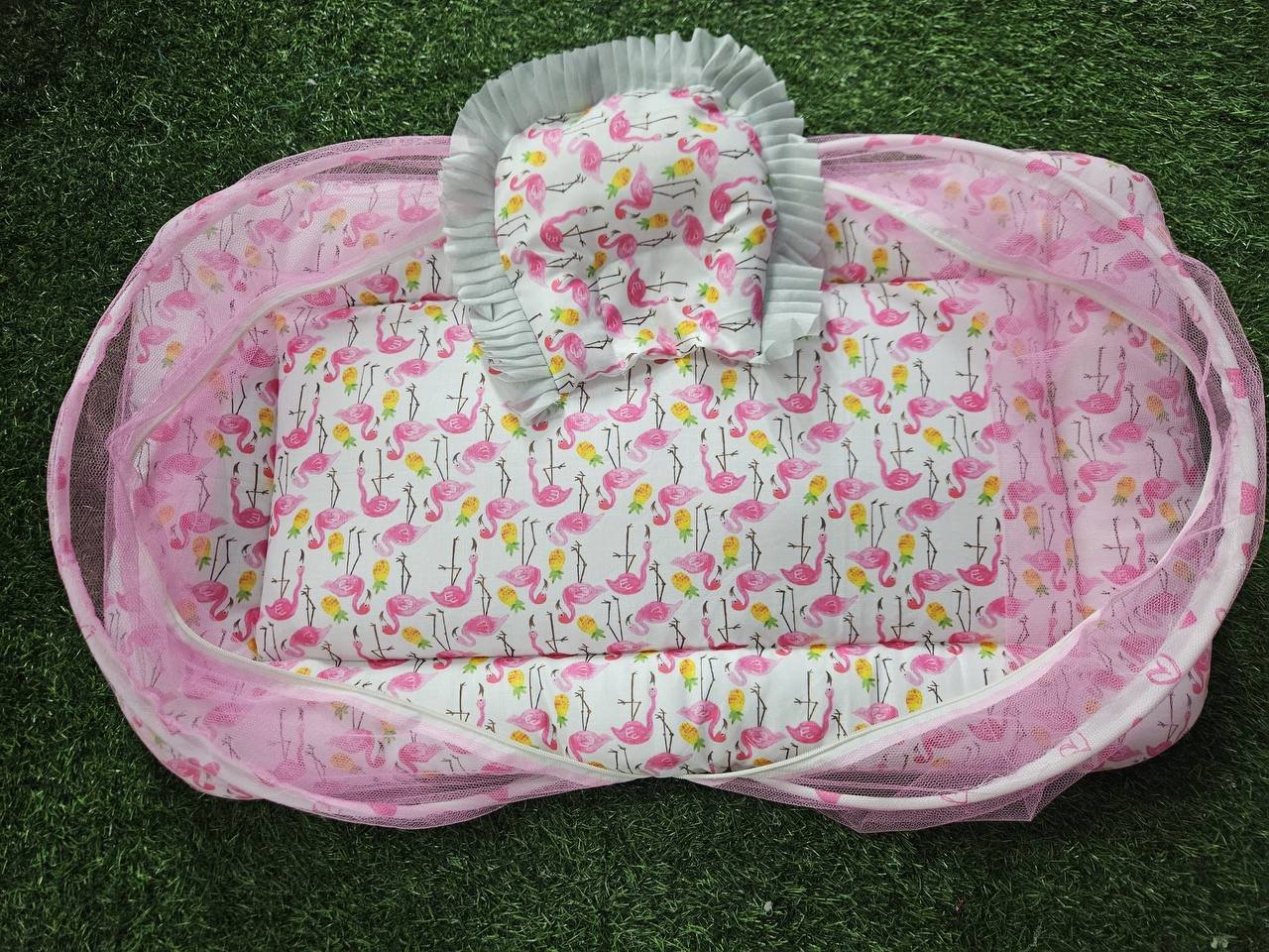 GODADI WALA Present Print Cotton Bedding Set Thick Base Foldable with Mosquito Net and Head Pillow - Zip Closure