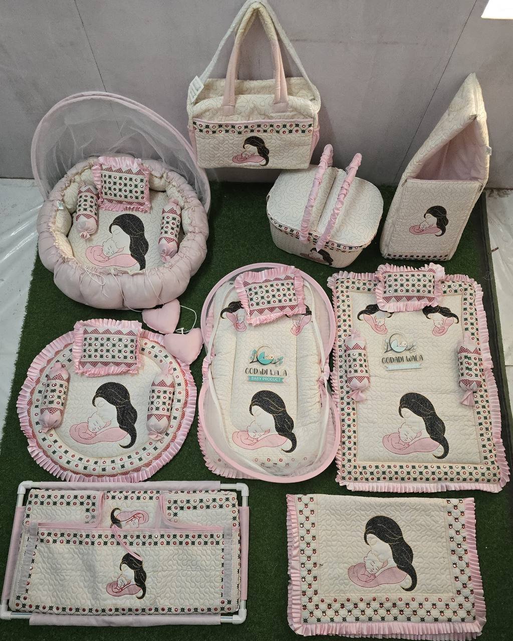 20 Pcs Embroidery Rajwadi Work Set